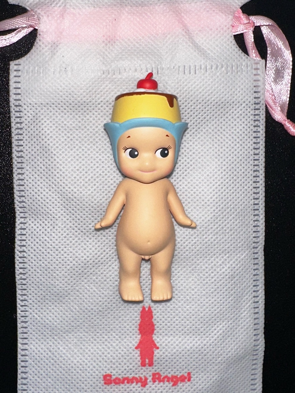 100% authentic Sonny Angel (pudding). Brand new